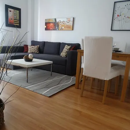 - Montano, 18 Malaga